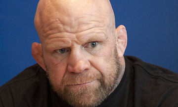 Боец Монсон рад, что Путин выиграл выборы