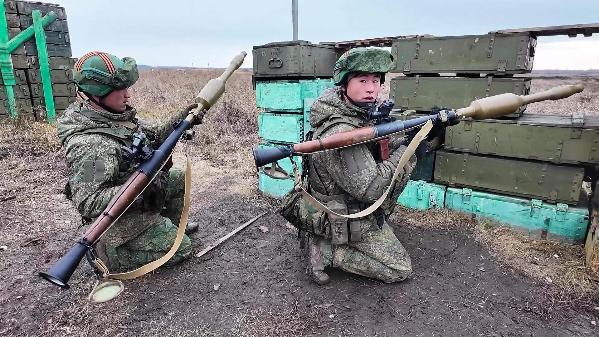 Военные из КНДР в Курской области привыкали к условиям современной войны Военные из КНДР в Курской области привыкали к условиям современной войны