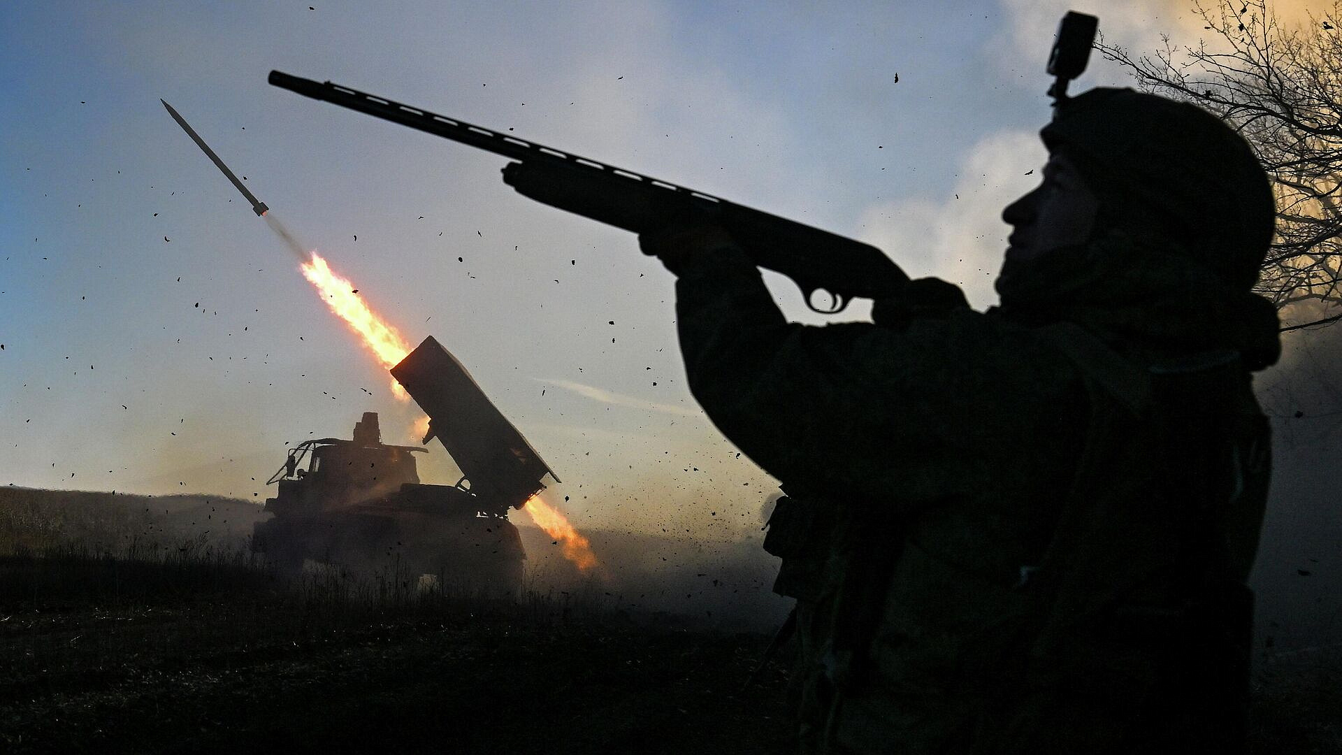 ВС России нанесли поражение месту хранения ракет "Фламинго"