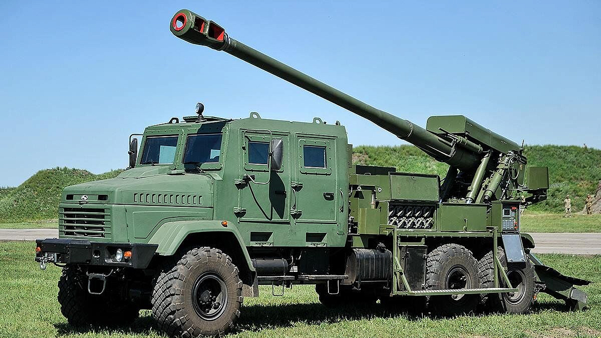 Бойцы "Ахмата" показали сожженную технику ВСУ в Курской области