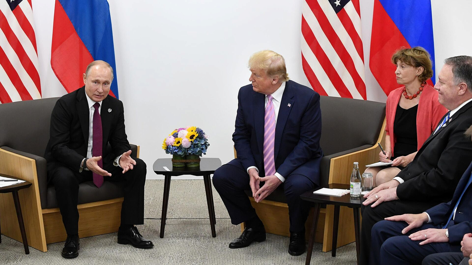 Путин призвал устранить первопричины кризиса на Украине