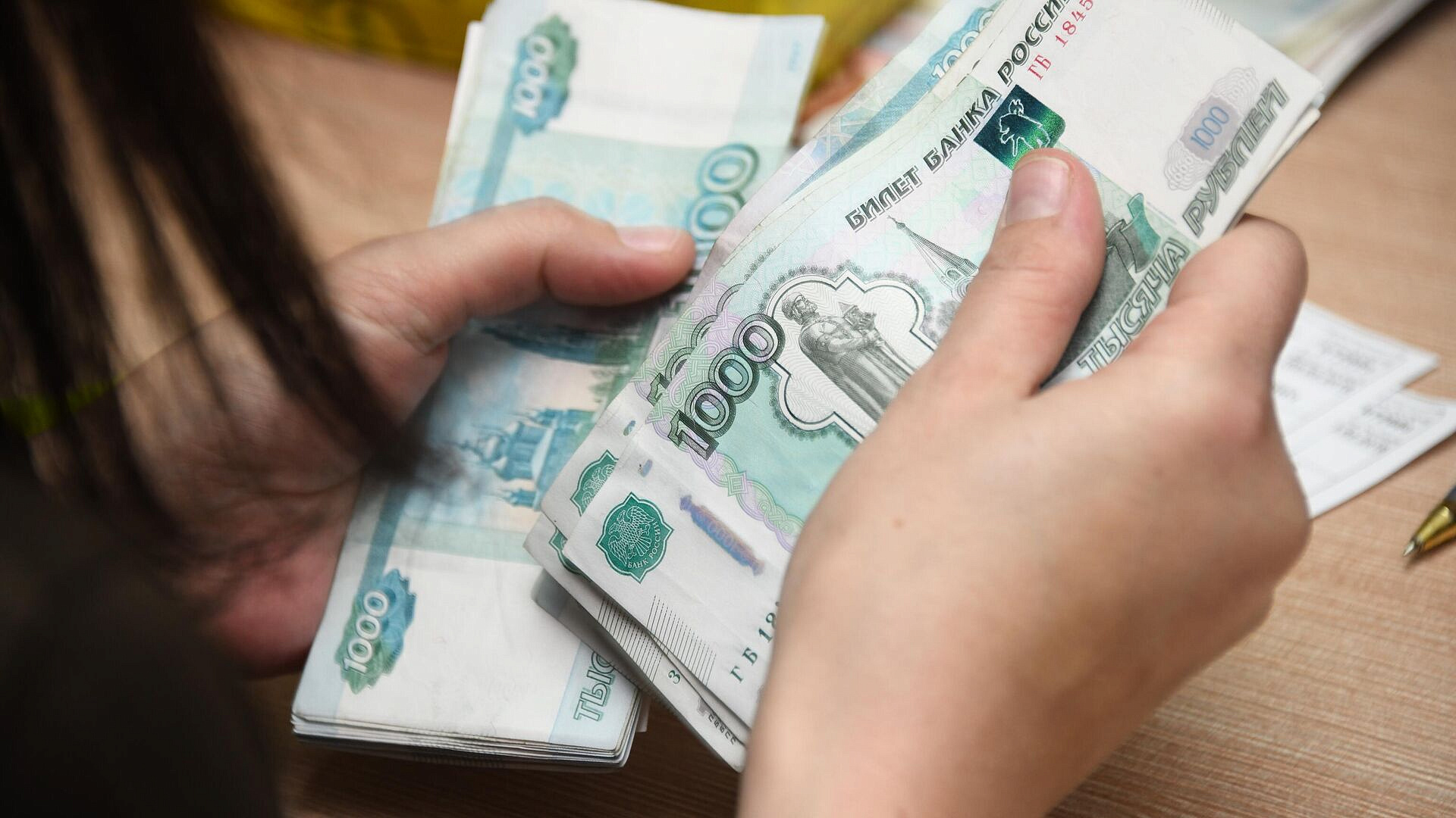 Участники "Миллиона призов" жертвуют деньги на благотворительность Участники "Миллиона призов" жертвуют деньги на благотворительность