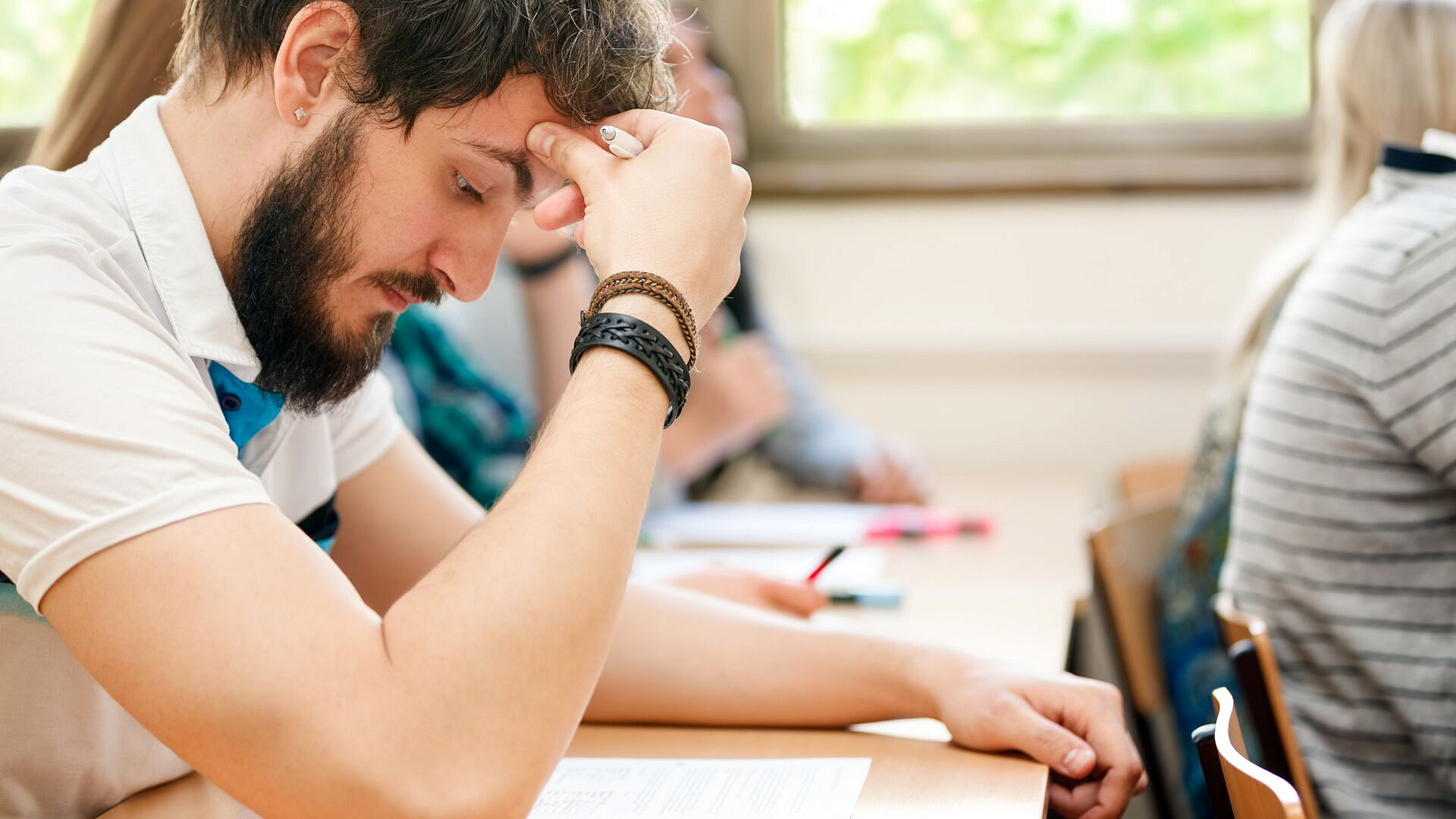 В ГД предложили разрешить пересдавать один экзамен без потери стипендии