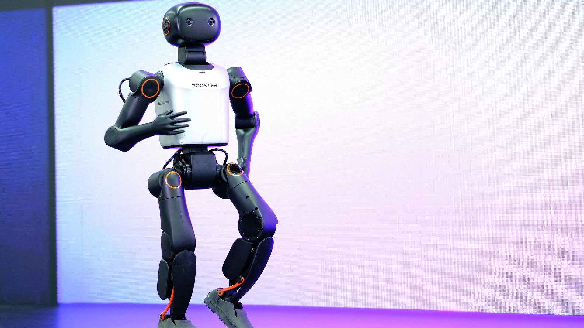 В Unitree Robotics оценили уровень развития гуманоидных роботов