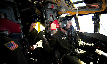 Главарей ИГ эвакуировали на американских вертолётах