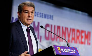 Лапорта заявил об ухудшении отношений "Барселоны" с "Реалом"