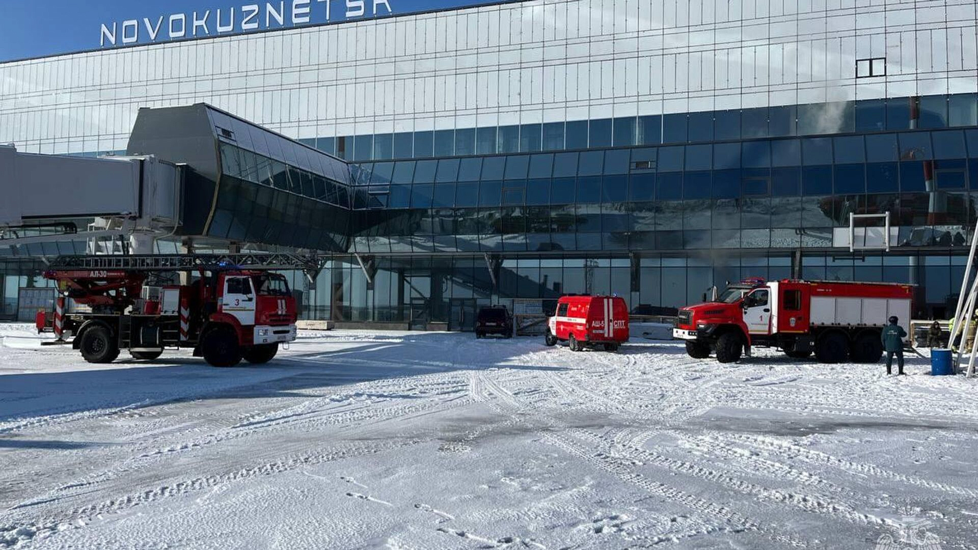Росавиация прокомментировала пожар в терминале аэропорта в Новокузнецке