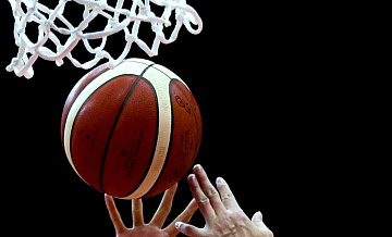 Баскетболисты УНИКСа вышли в финал международного турнира Basket Cup