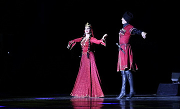 Лезгинку с удовольствием смотрят по всей России, заявил Путин