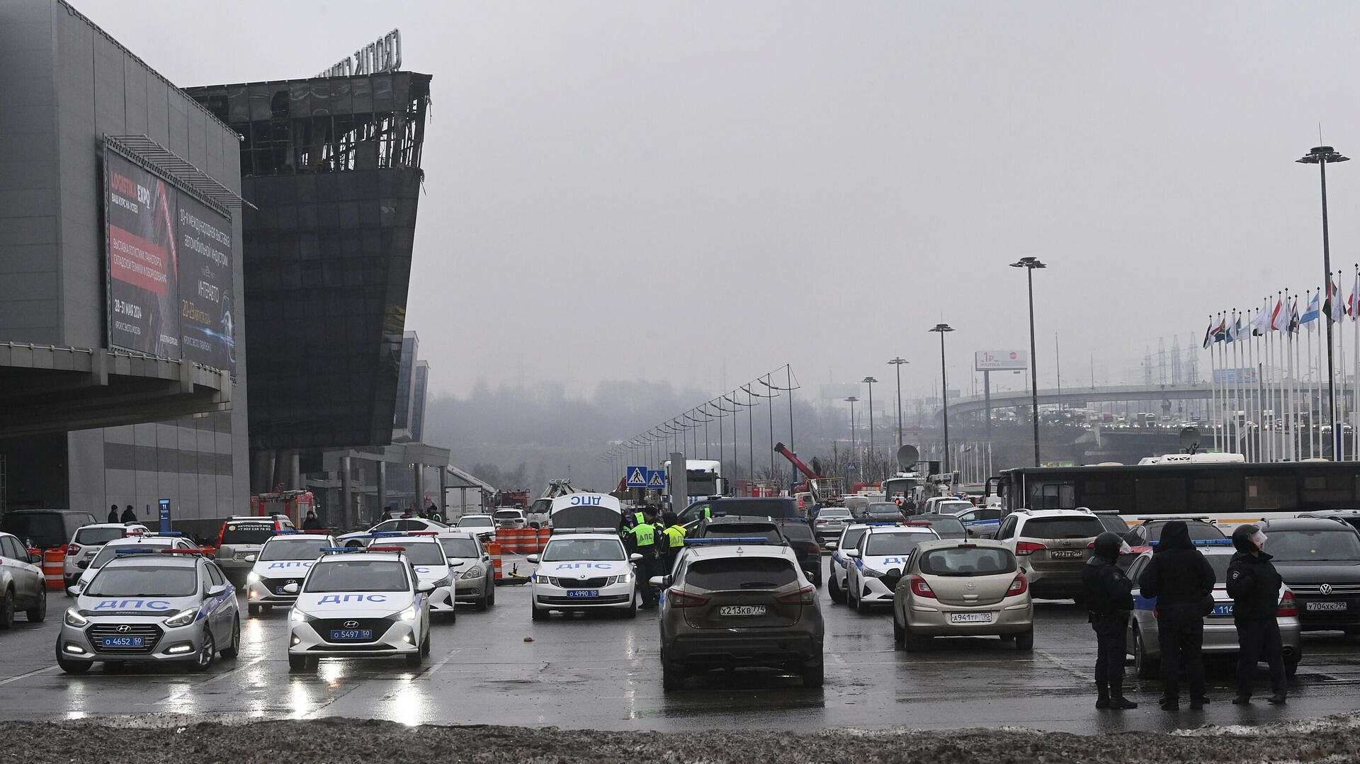 В МИД Таджикистана заявили о множестве вбросов по теракту в "Крокусе"