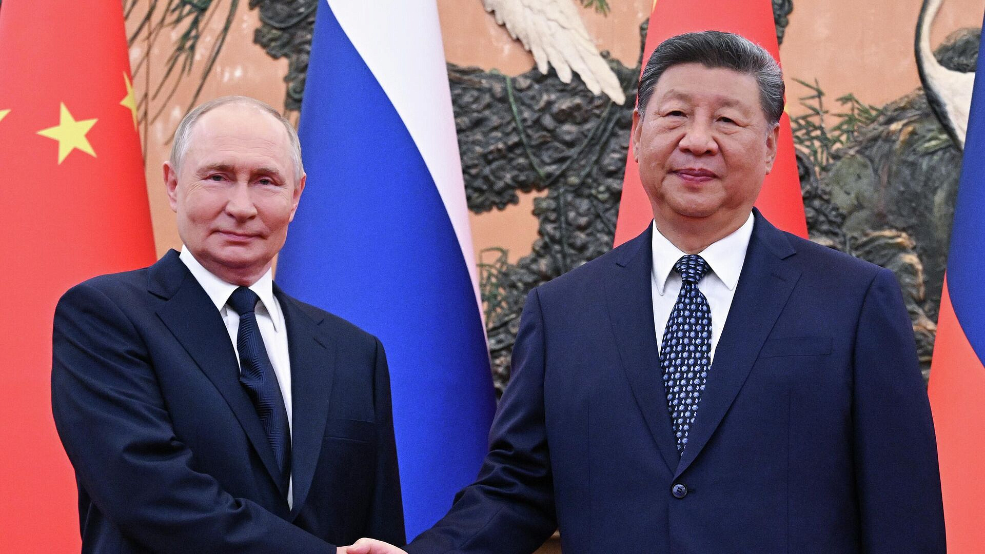 "В пиковый момент". В Китае указали на важный итог встречи Путина и Си 