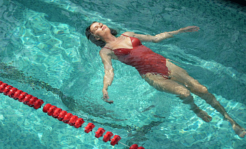 Фитнес-клубу в Петербурге вынесли предостережение из-за запрета на бикини