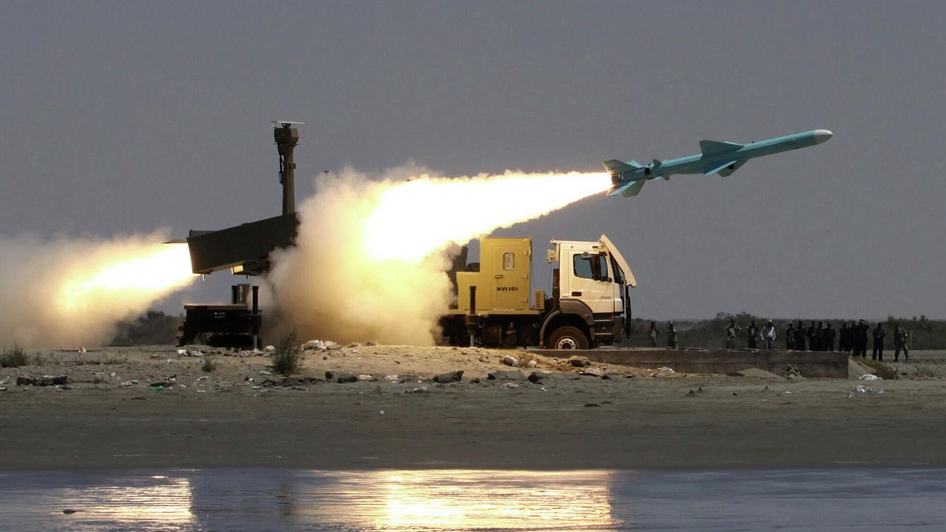 Иран не наносит удары по странам Персидского залива, заявил посол