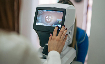 Офтальмолог рассказал, из-за каких привычек можно потерять зрение