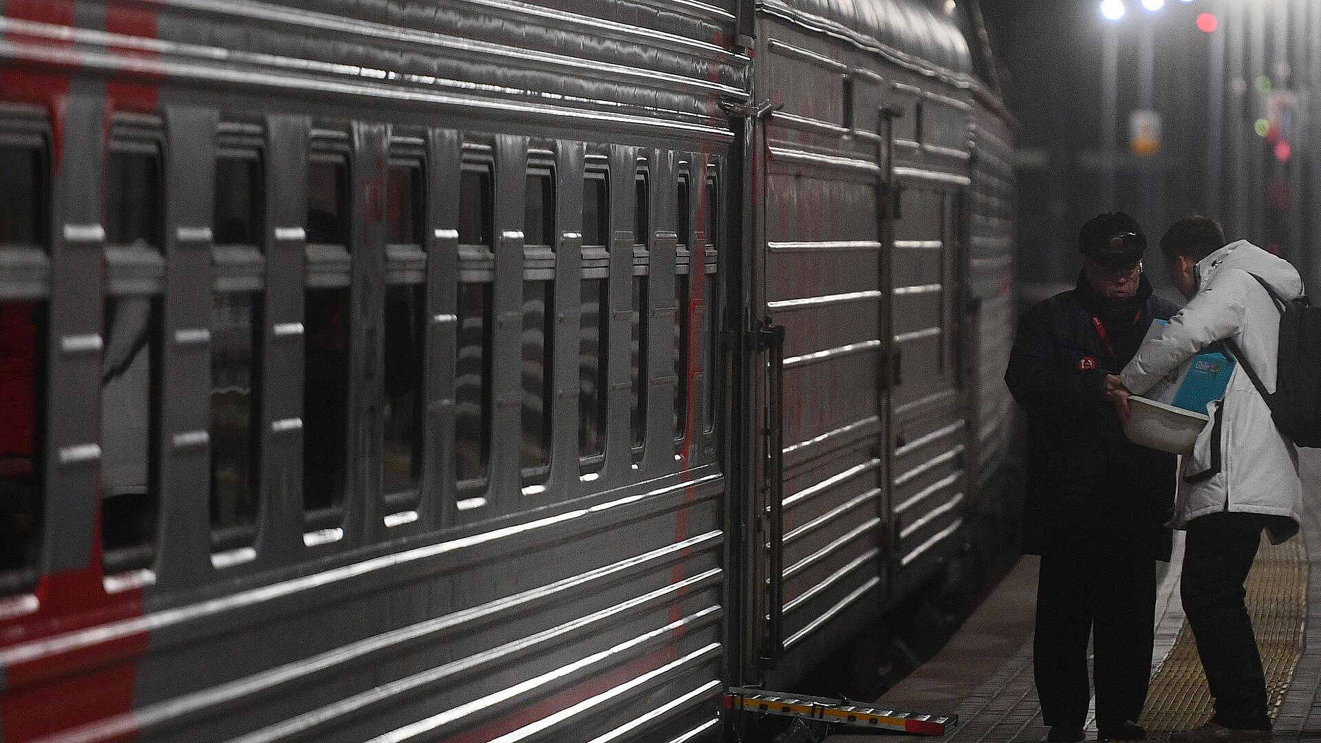 Китай возобновил пассажирское движение в Россию после отмены из-за COVID