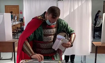 "Князь Александр Невский" проголосовал на выборах в Великом Новгороде