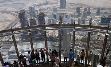 Банки призвали сотрудников не выходить в офисы в странах Персидского залива