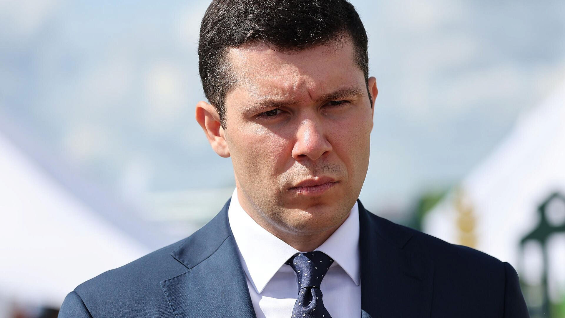 Мантуров попросил Госдуму поддержать кандидатуру Алиханова на пост министра