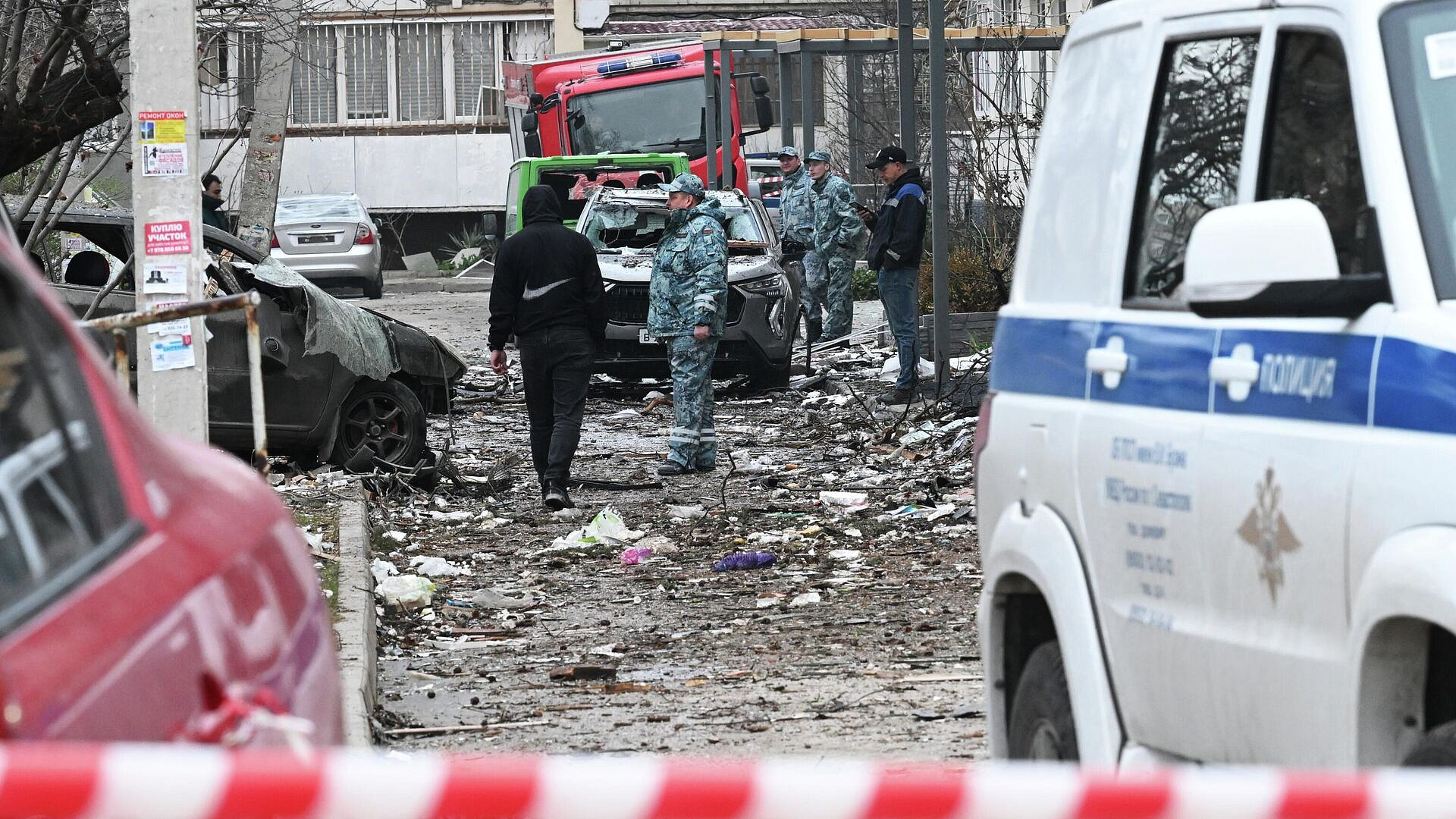 В Севастополе идет сбор вещей для пострадавших при взрыве в доме