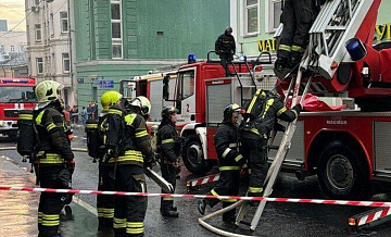 Пожар в доме в центре Москвы локализовали
