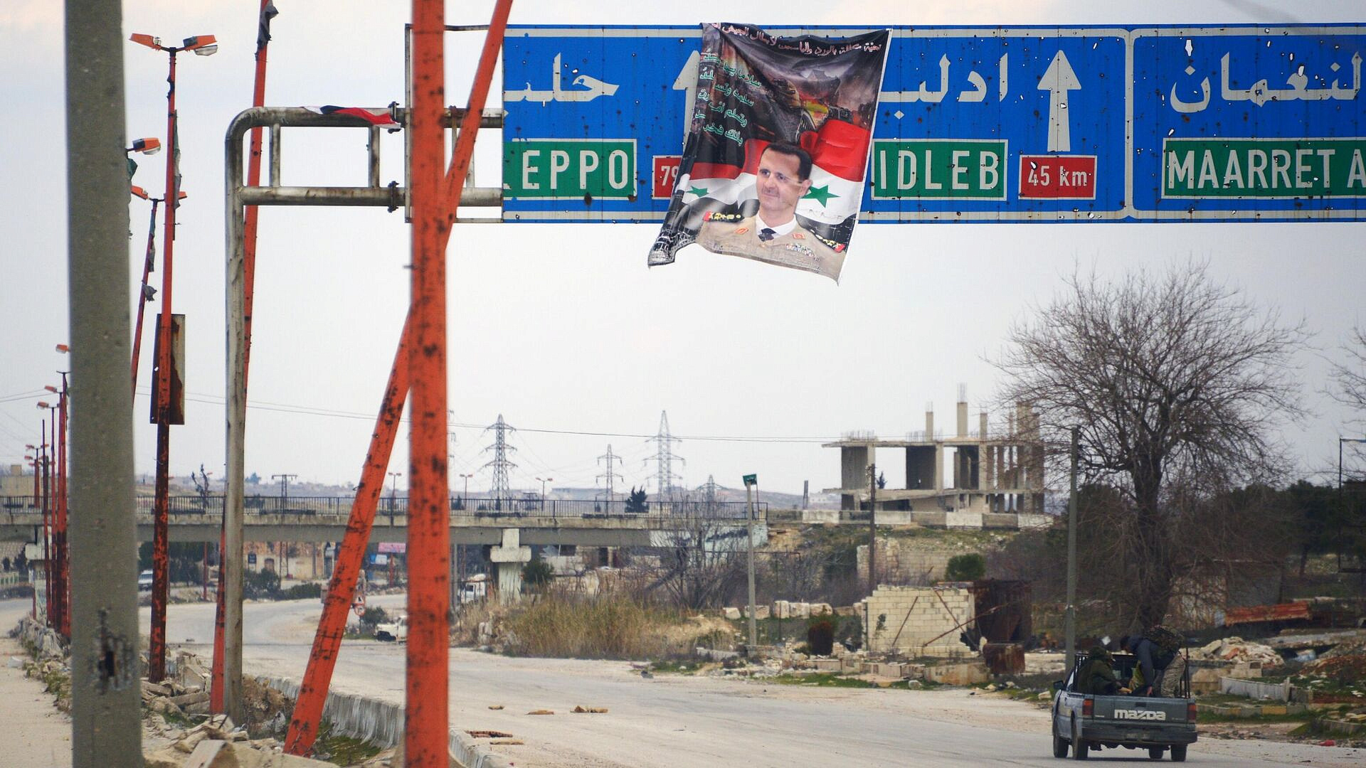 Ливан передал новым властям Сирии 70 сирийских военных, сообщили СМИ