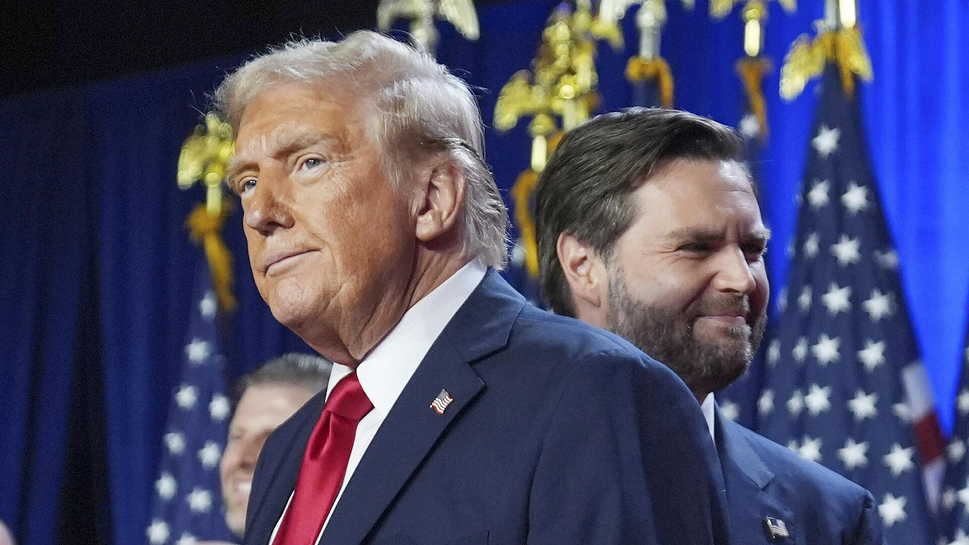 Вэнс поделился впечатлениями о работе с Трампом