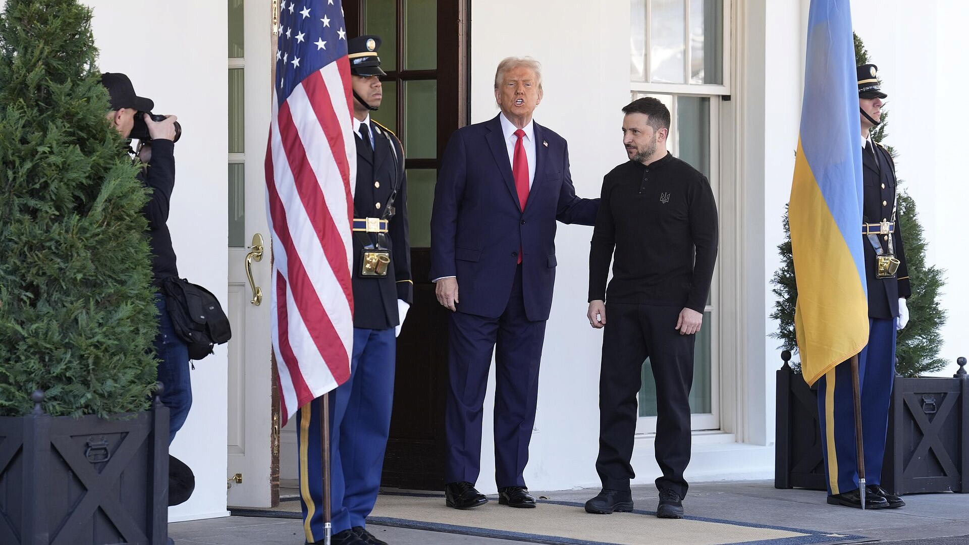 Унизительный подарок Зеленского Трампу вызвал резкую реакцию на Западе