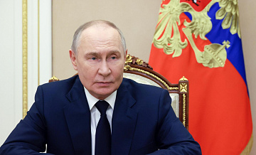 Путин поздравил с 50-летием выпуска первого "Камаза" коллектив завода