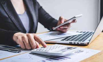 Юрист рассказал, будет ли сокращена рабочая пятница перед Пасхой