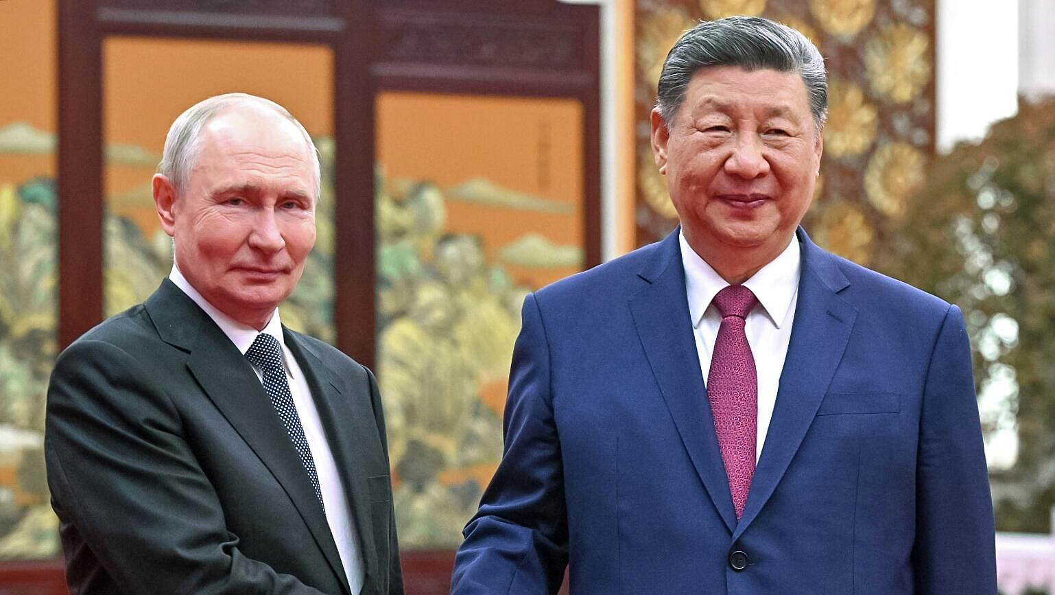 МИД КНР назвал переговоры Путина и Си Цзиньпина дружескими и плодотворными