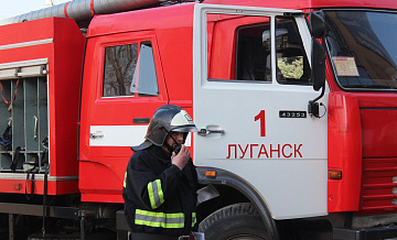 В ЛНР при пожаре пострадали два человека