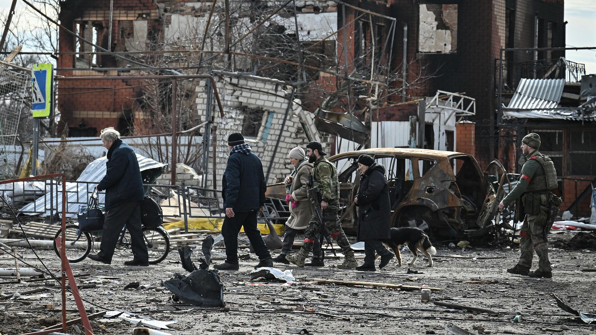 Танкисты ВСУ признались жительнице Судже, что их заставили воевать