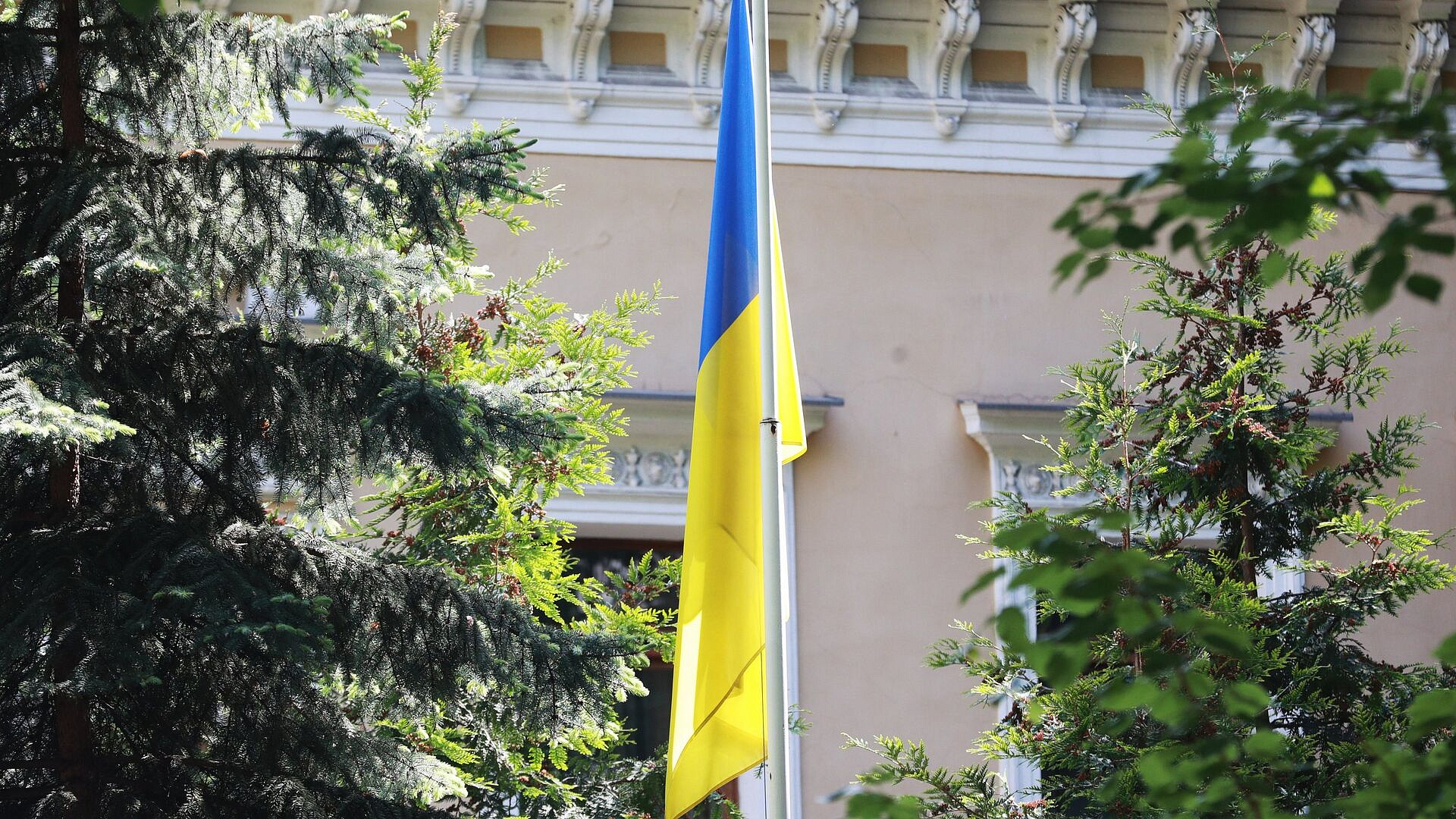 На Украине хотят запретить имеющим бронь от мобилизации выезжать из страны