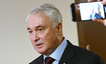 В Москве завели дело после "минирования" автомобиля депутата Картаполова