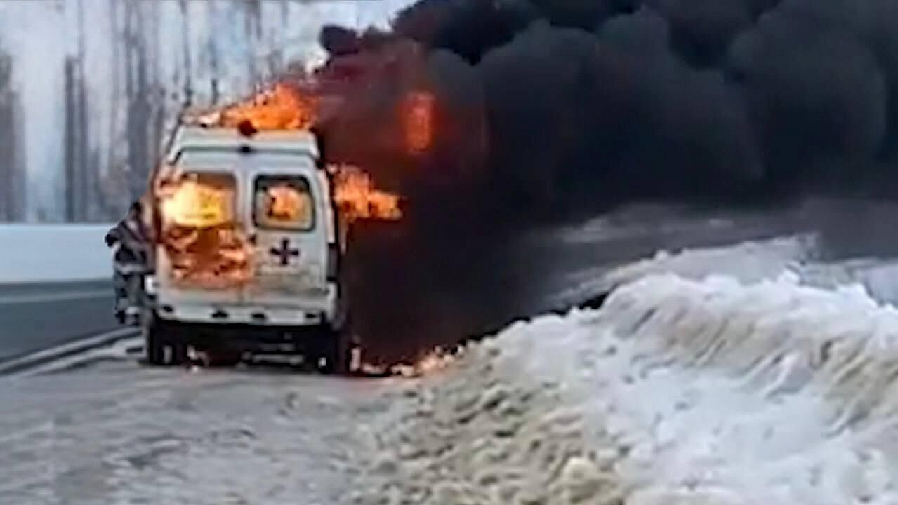 В Херсонской области машина скорой помощи подорвалась на минах