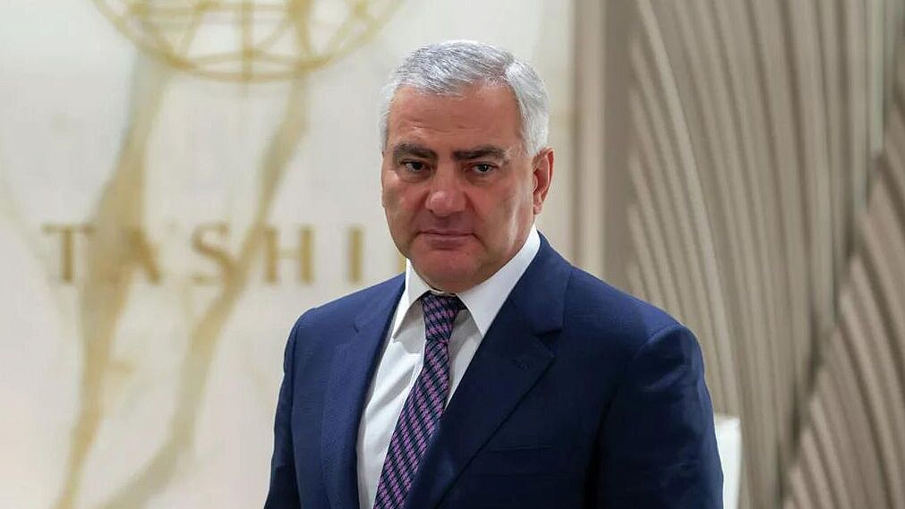 Адвоката Карапетяна отправили под домашний арест