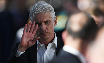 Суд взыскал с Тинькова* 40 миллионов рублей в пользу Дерипаски