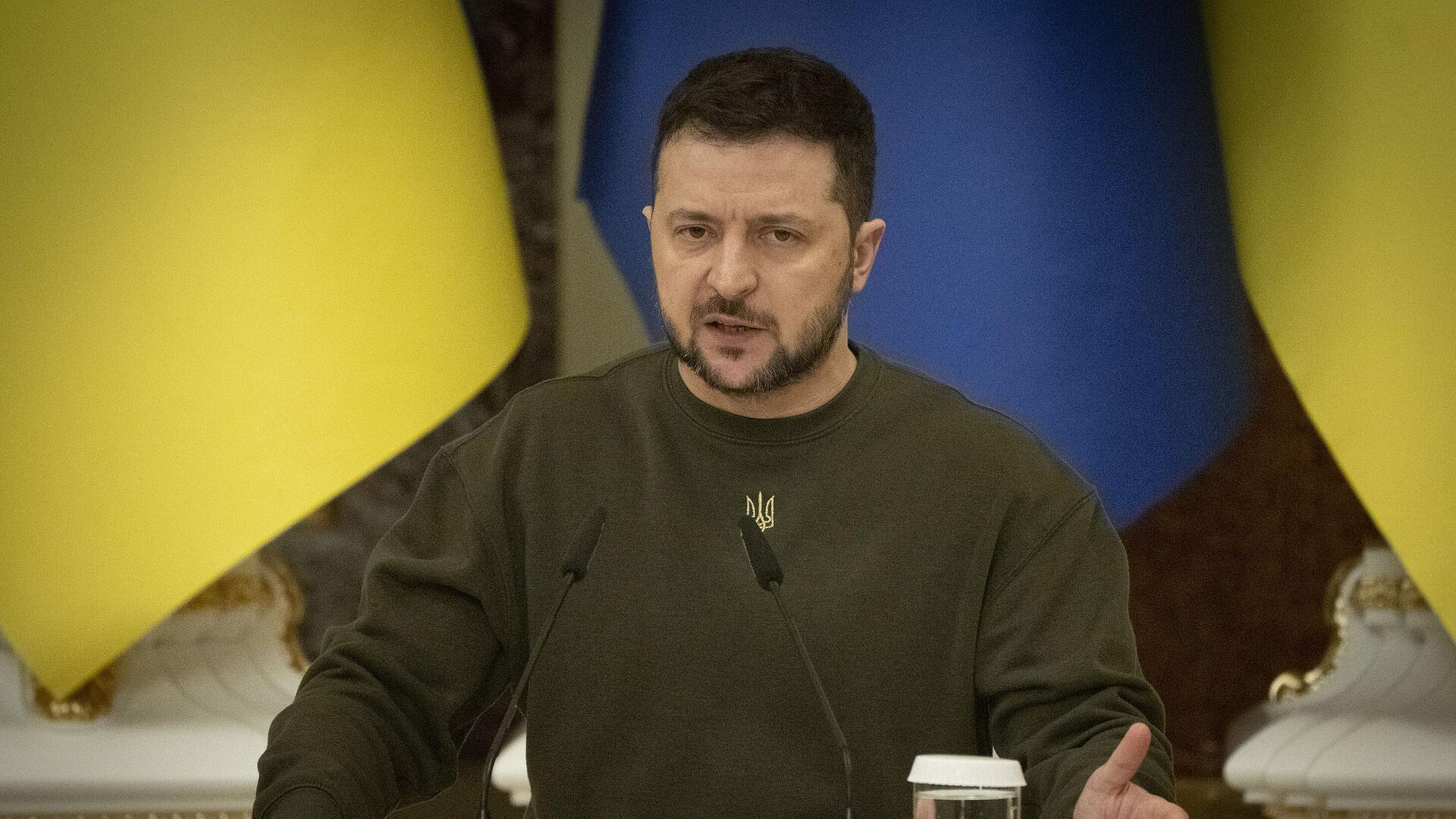 Зеленский хочет, чтобы Запад направил на Украину военный контингент