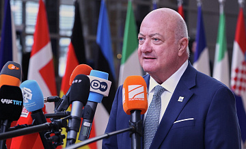 Канцлер Австрии выступил за переговоры с Россией по Украине