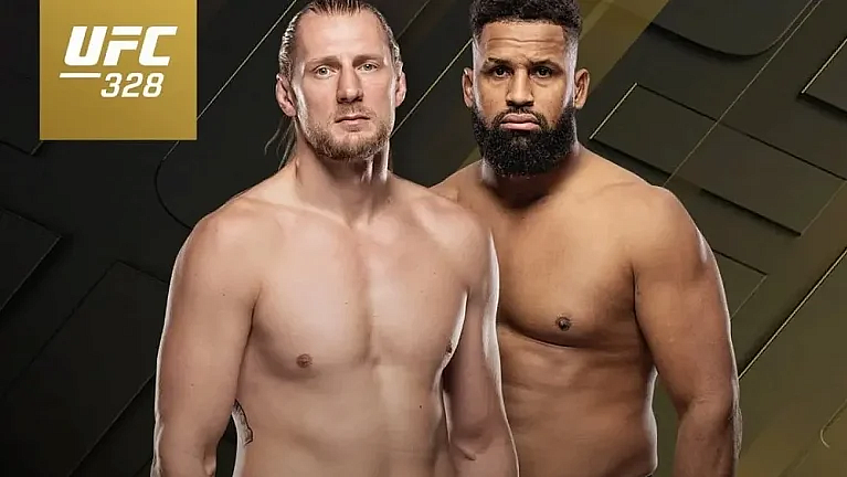 Волков победил Кортес-Акосту на UFC 328