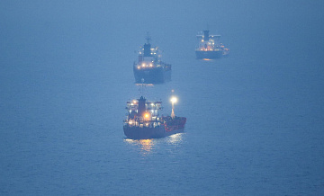 На нефтяном танкере вблизи порта Басра в Ираке прогремел взрыв