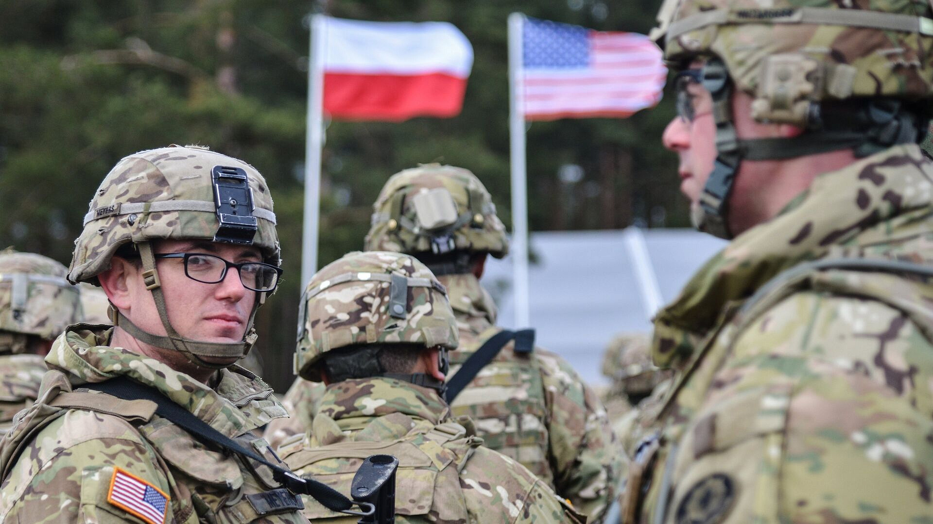 США заверили Туска, что сокращение войск в ЕС носит логистический характер