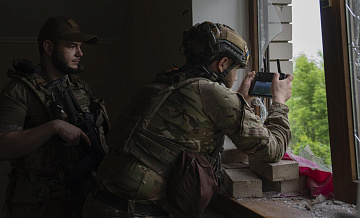 В Курске при атаке ВСУ повреждены восемь домов и 16 автомобилей