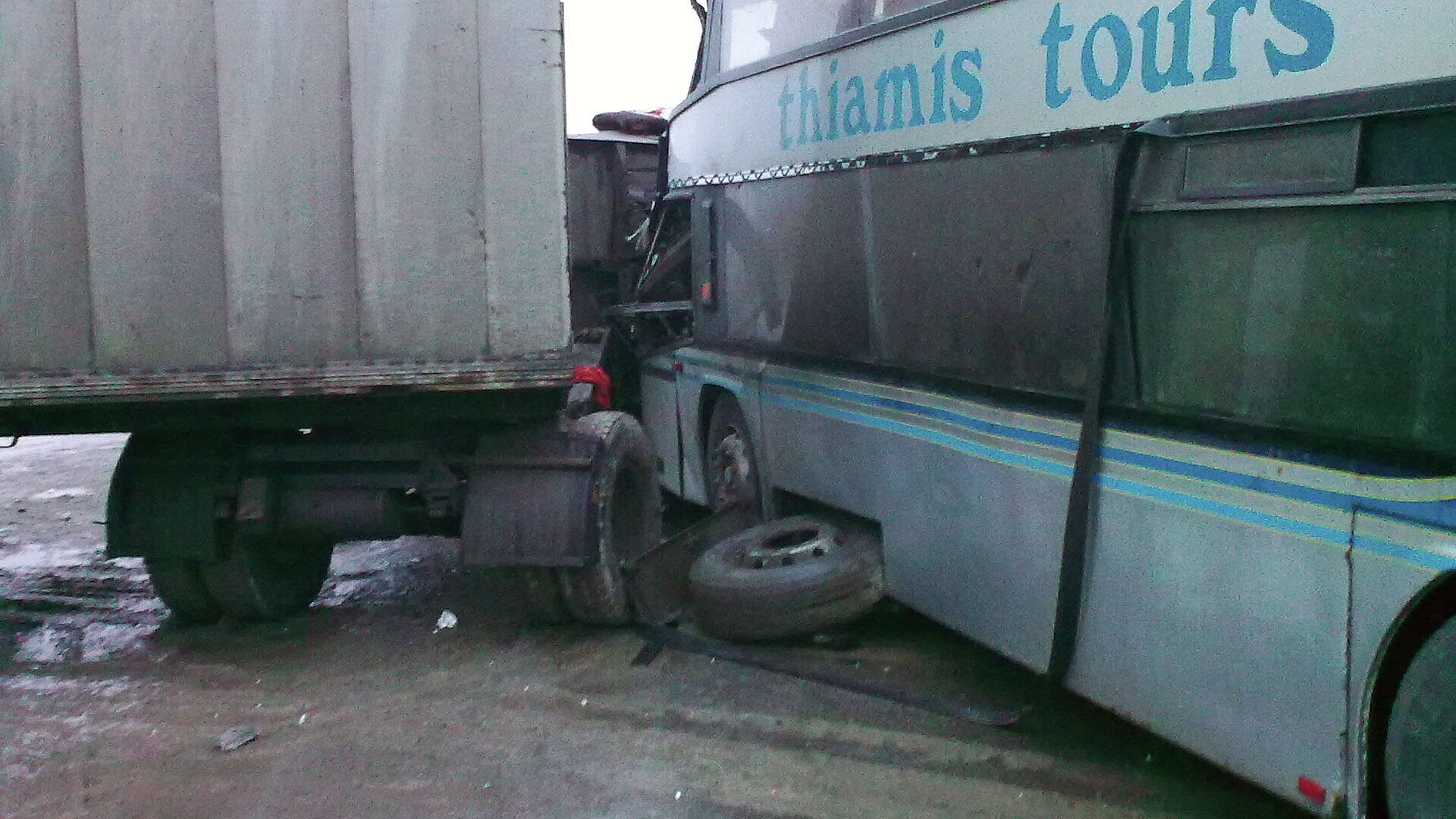 Четыре человека погибли и один пострадал в ДТП под Волгоградом