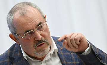 Надеждин заявил, что будет участвовать в выборах в Госдуму