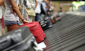 Работа аэропорта в Вашингтоне остановилась из-за вони в диспетчерской