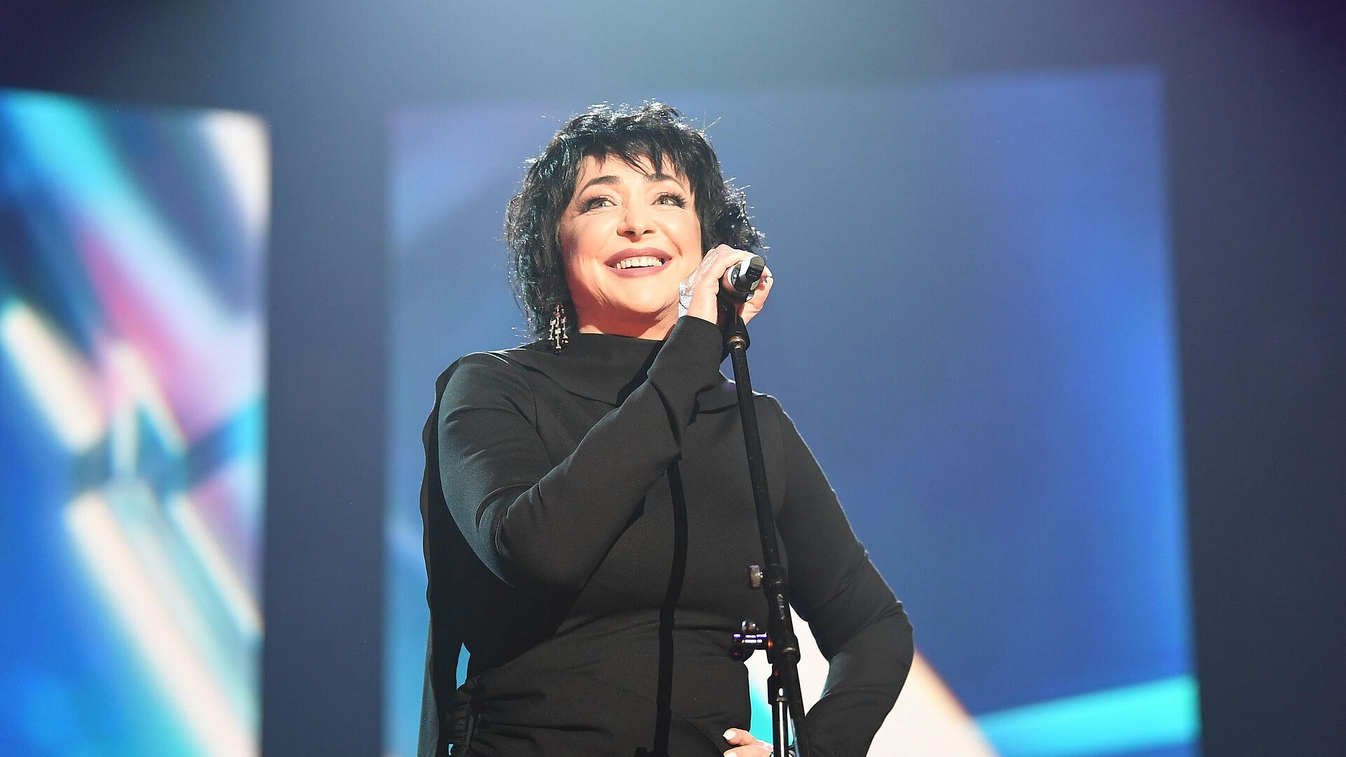 Лолита Милявская вернется на ТВ после "голой вечеринки"