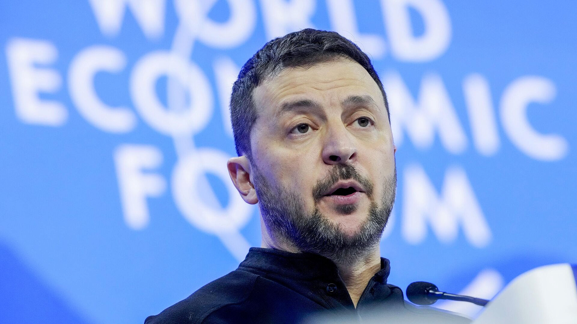 Зеленскому опасно переизбираться, заявил Медведев