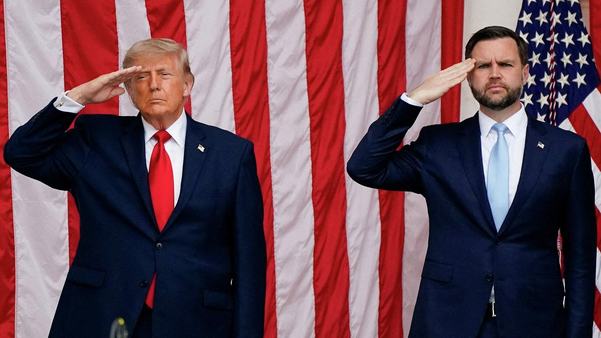 Трамп не уверен, что Вэнс подходит на роль его преемника, пишут СМИ