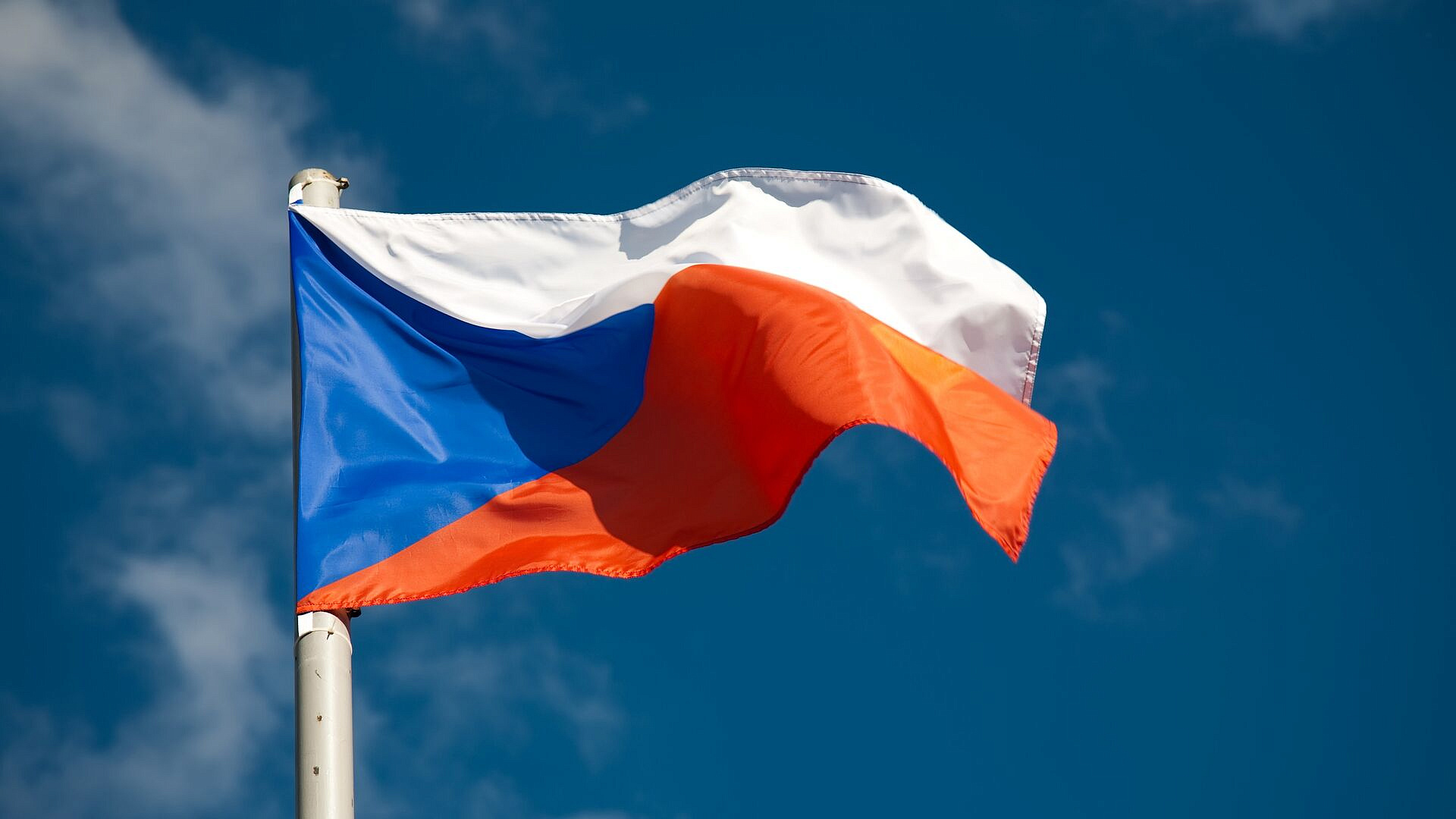 В Чехии выдвинули обвинение воевавшему за ВСУ без разрешения президента В Чехии выдвинули обвинение воевавшему за ВСУ без разрешения президента
